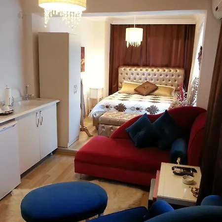 Turevs Konuk Evi * İzmir